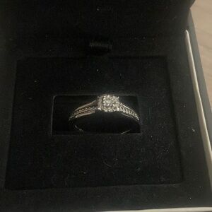 New in box Diamond accent sterling silver ring size 7